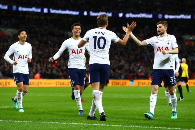 奥苏拉重返赛场，进球助力球队走出低谷